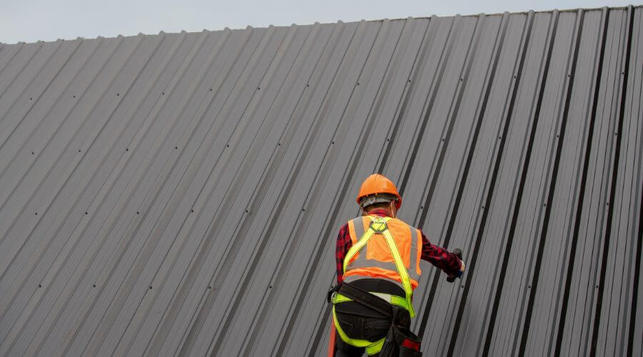 Professional metal roof installation services in Oregonia, OH